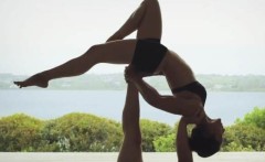 Acro Yoga